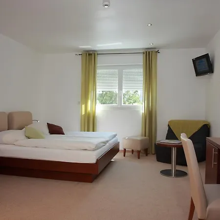 Les Portes De La Vallee Hotel 3*