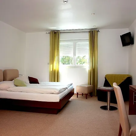 Les Portes De La Vallee Hotel Turckheim