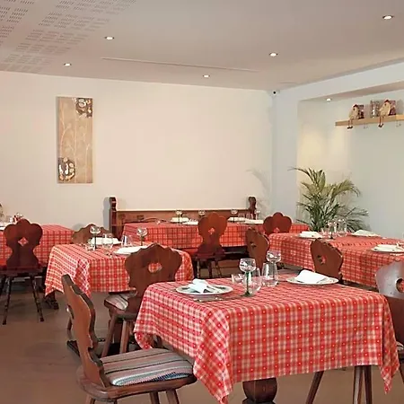 Hotel Les Portes De La Vallee