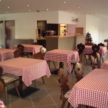 Les Portes De La Vallee Hotel