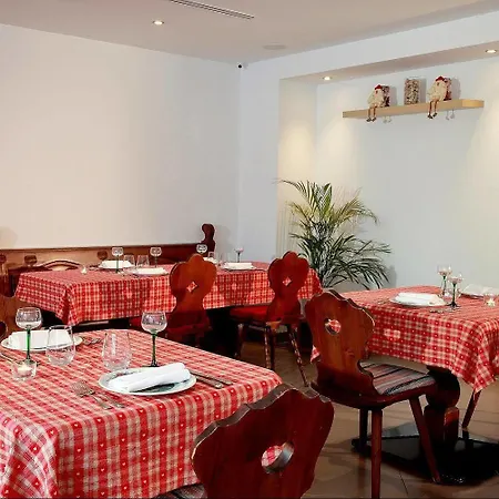 Les Portes De La Vallee Hotel